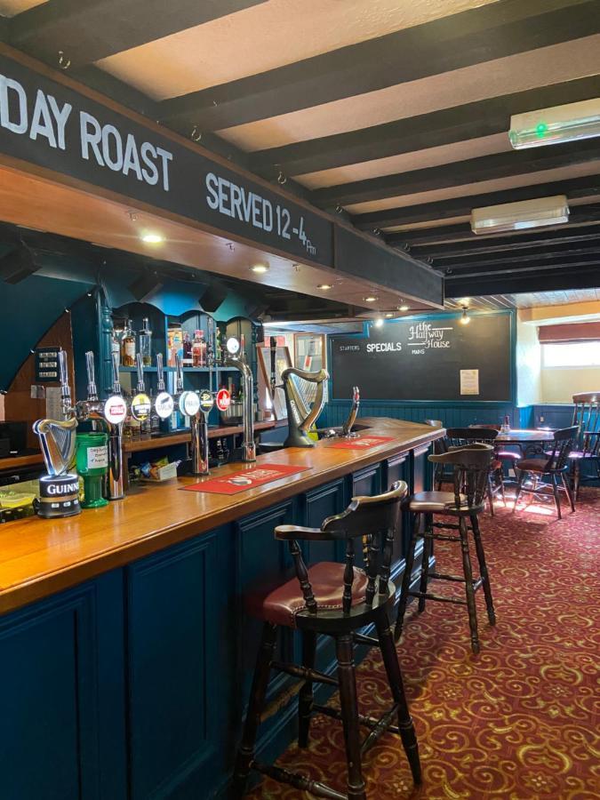 Halfway House 3* Blackwood (Gwent)