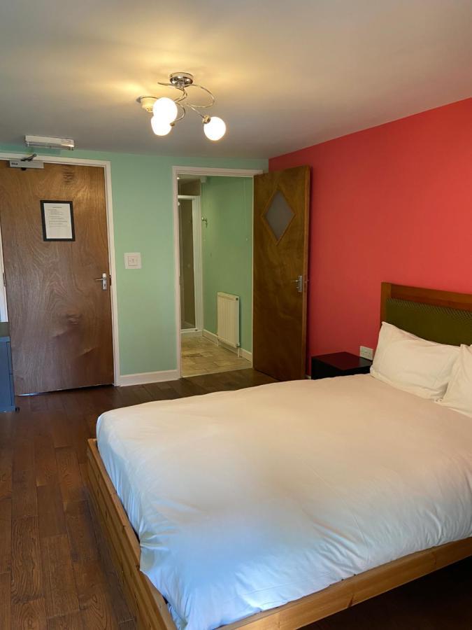 Halfway House Guest house